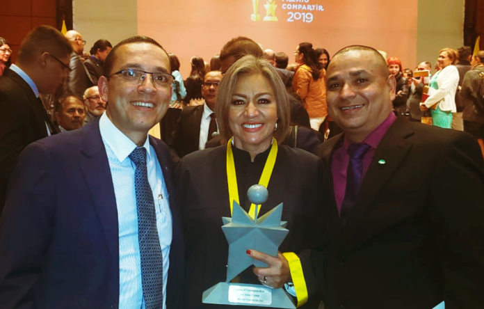 Itagüiseña ganó premio a Rectora Ilustre en los premios Compartir 2019 - Itagüï Hoy