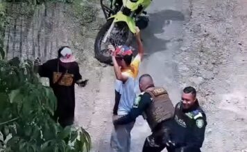Capturado por vender drogas en las afueras de un colegio