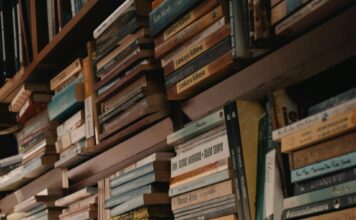 Hoy es Miércoles Literario en Itagüí