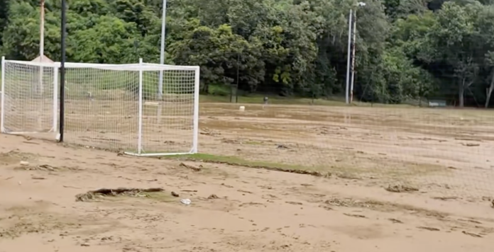 Captura de pantalla 2025-05-12 a la(s) 2.13.45 p.m. Se empantanó el camino del DIM: La lluvia golpeó su sede en Itagüí