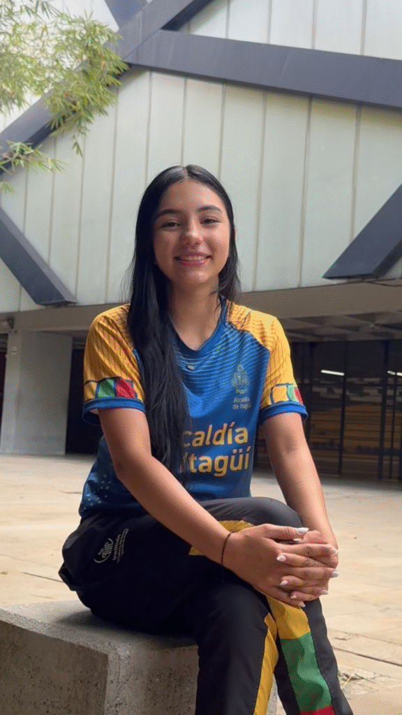 Susana Chica, la joven arquera que llena de orgullo a Itagüí - Itagüí Hoy | Noticias de Itagüí