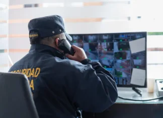 encima al vigilante!