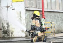 ¿Le ofrecieron un supuesto bono de los Bomberos de Itagüí? Lanzan alerta por presunta campaña irregular casa a casa