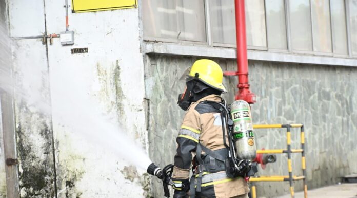 ¿Le ofrecieron un supuesto bono de los Bomberos de Itagüí? Lanzan alerta por presunta campaña irregular casa a casa