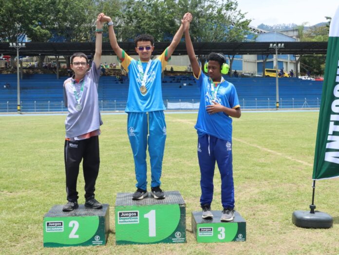 ¡Orgullo itagüiseño! Los paraatletas se subieron al podio departamental