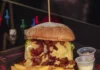 ¿Fiestas en Itagüí? Esta hamburguesa queda a mitad de precio Esta hamburguesa queda a mitad de precio