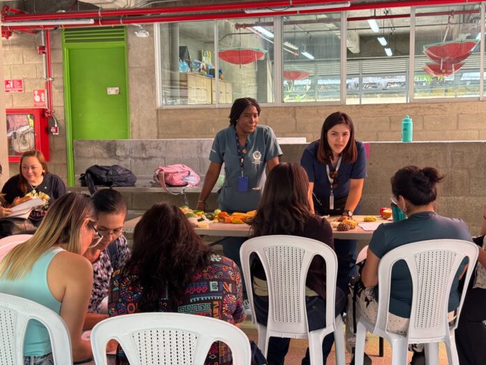 Más de 19.000 estudiantes reciben alimentación