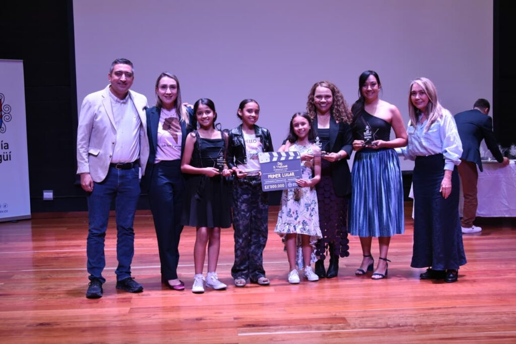 ¡Itagüí premió iniciativas para la salud mental con Un Filminuto por la Vida!